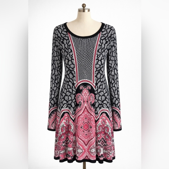 Style & Co. Dresses & Skirts - Style & Co Boho Fit & Flare Dress | Graphic Print | Long Sleeve | Size M